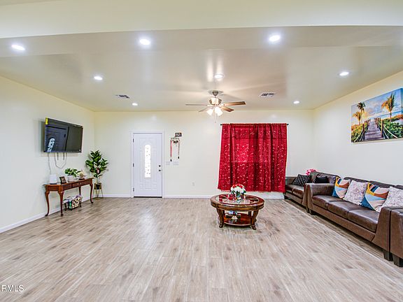 5th image of 7807 S 350TH Avenue