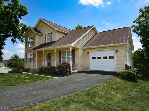 77 Velveteen Ct, Ranson, WV 25438