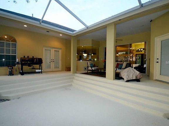 4th image of 8803 Riverlachen Way