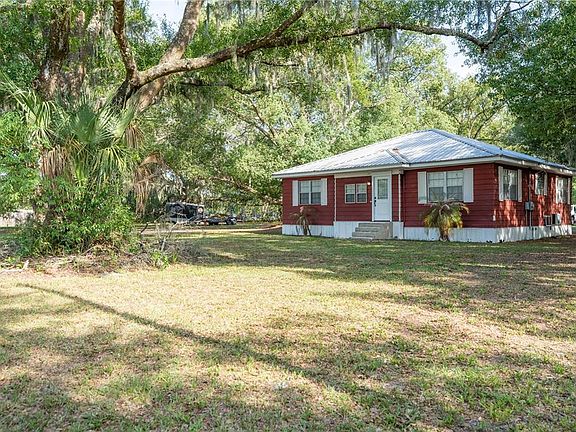 3rd image of 3520 CRIBBS DRIVE