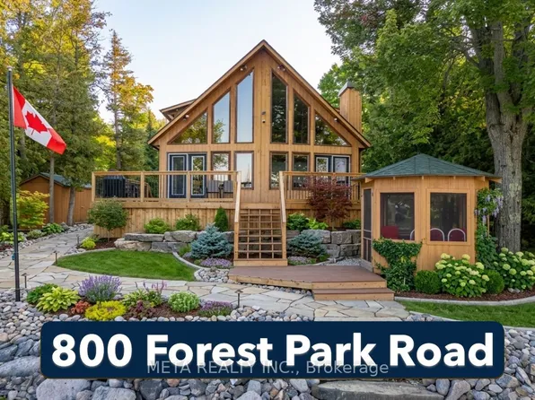 800 Forest Park Rd, Laurentian Valley, ON K8A 6W2