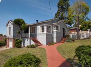 4571 Reinhardt Dr, Oakland, CA 94619