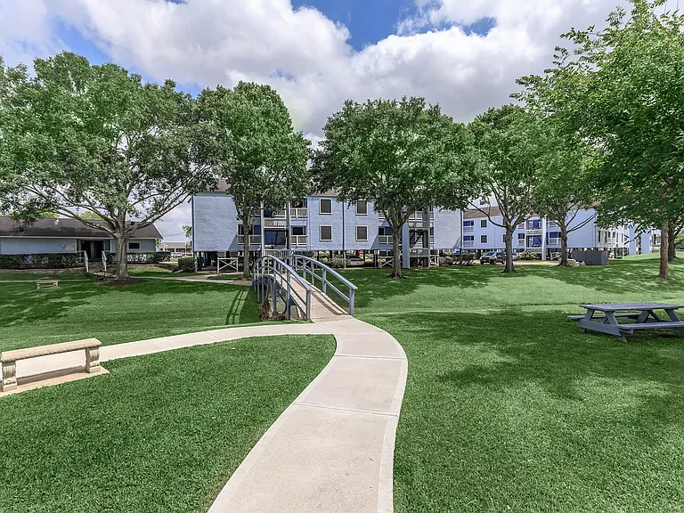 Bayou Village — Photo 17