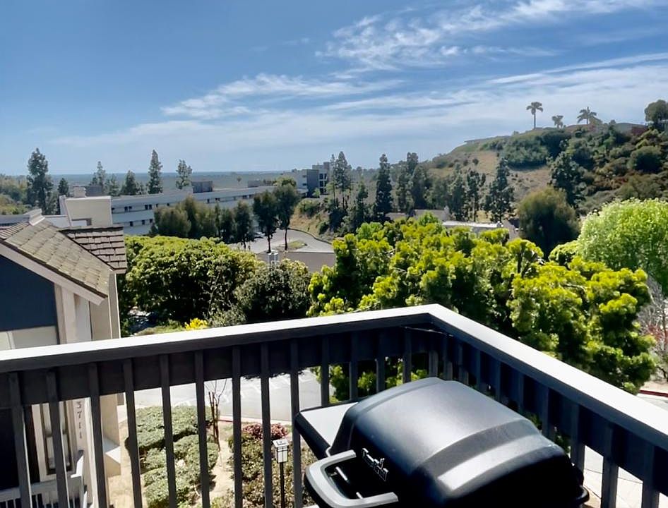 1st image of 3717 Balboa Ter Unit B