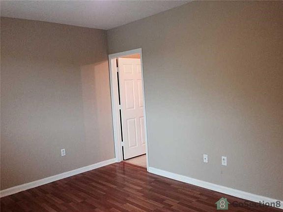 5th image of 8219 SW 27th St #102