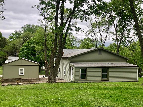 3rd image of 214 Sheidley Ave