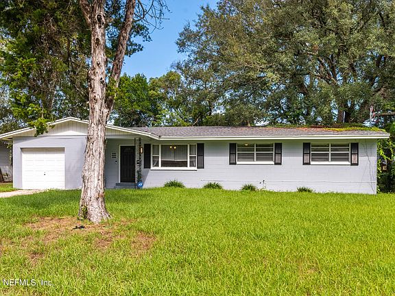 3rd image of 7537 BROCKHURST Drive