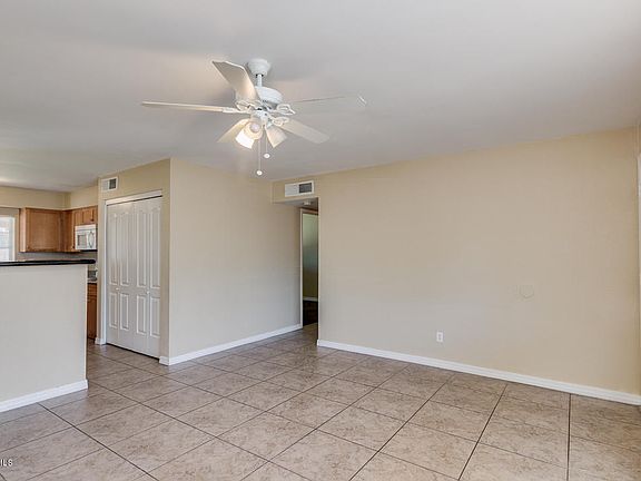 5th image of 7107 W Edgemont Ave