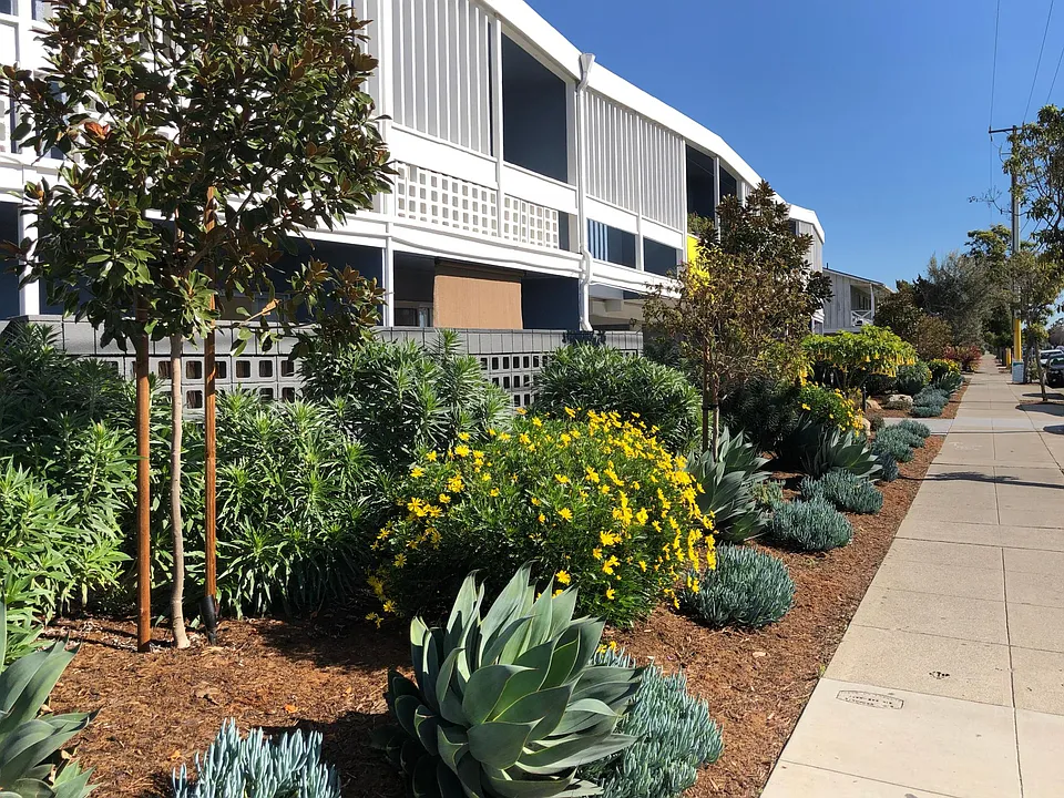 Otis Terrace Apartments