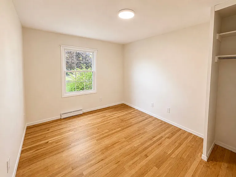 6431 Anderegg Dr — Photo 11