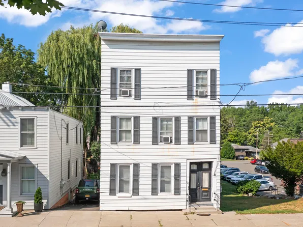 823 Warren Street, Hudson, NY 12534