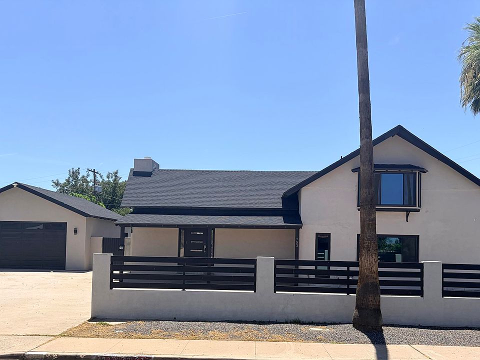 1st image of 753 W 6TH Drive
