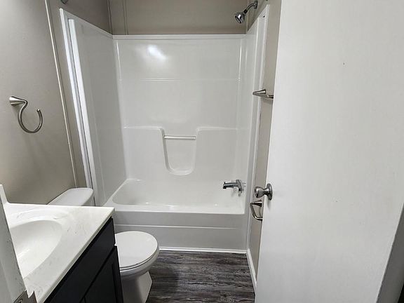5th image of 324 N Apple Blossom Blvd