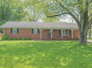 1127 N Court St, Sullivan, IN 47882