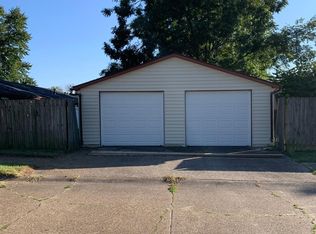 1597 Adams Ln, Henderson, KY 42420