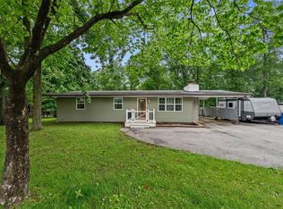 733 Independence Rd, Weldon Spring, MO 63304