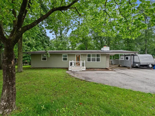 733 Independence Rd, Weldon Spring, MO 63304