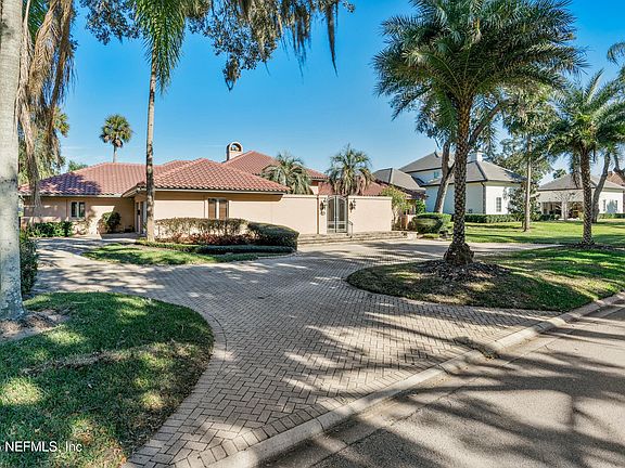 3rd image of 152 PLANTATION Circle S