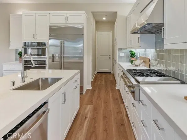 1388 Hummingbird Pl #419, Montebello, CA 90640