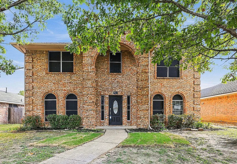 2520 Buck Dr