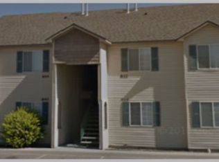 824 N White Barn Rd, Kuna, ID 83634