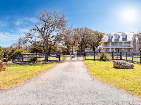 7935 Rolling Acres Trail, Fair Oaks Ranch, TX 78015