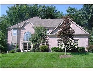 1st image of 172 Oakview Dr