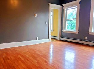 98 Glen St #3, New Britain, CT 06051