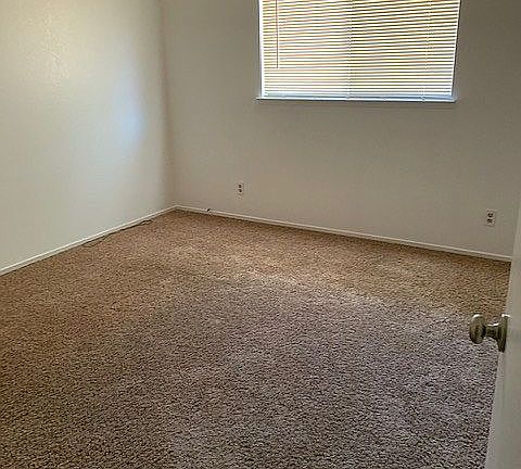5th image of 3576 Paloma St