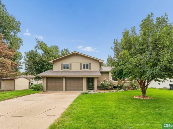 16065 Oak St, Omaha, NE 68130