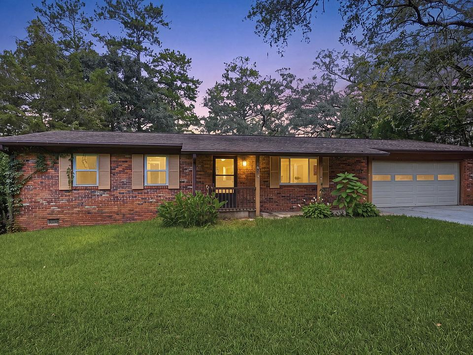 1st image of 1826 Wales Dr