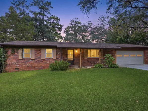 1826 Wales Dr, Tallahassee, FL 32303
