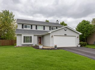 2765 Dorothy Dr, Aurora, IL 60504