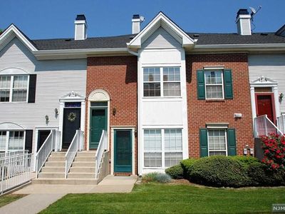 1062 Chedworth Cir, Mahwah, NJ, 07430