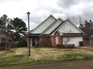 121 E Point Dr, Saltillo, MS 38866