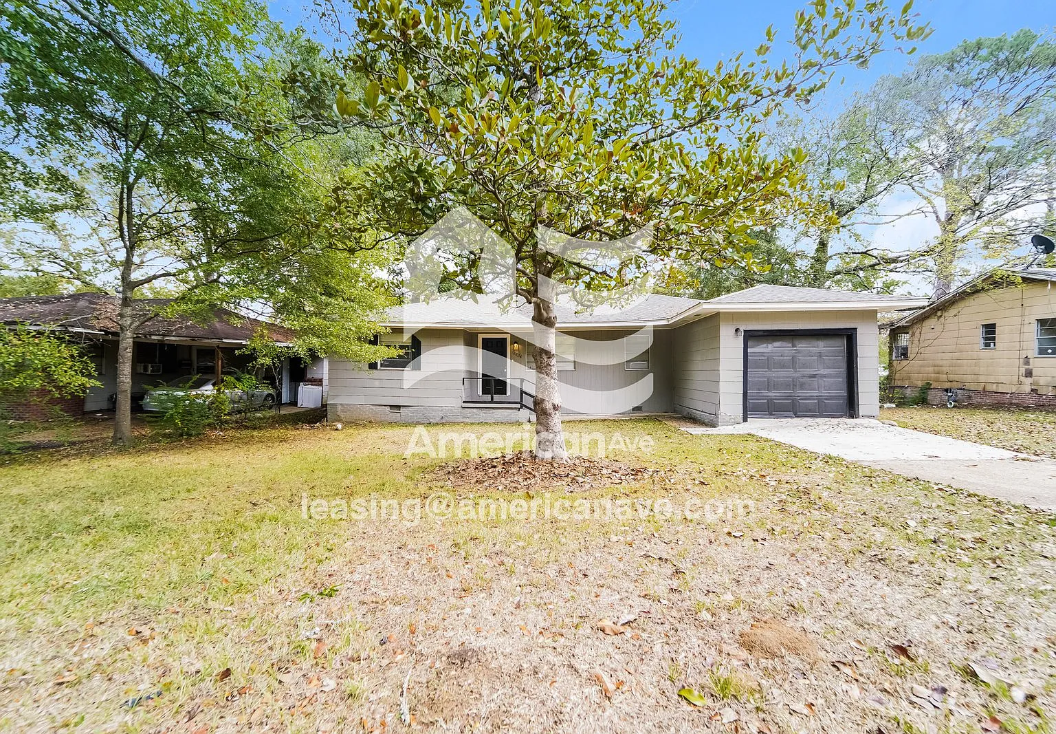 3 bed, 1.0 bath, 1183 sqft, $1,097 — Photo 1