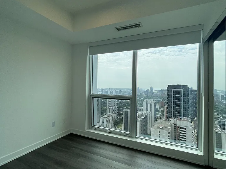 609 Sherbourne St #4402 — Photo 12