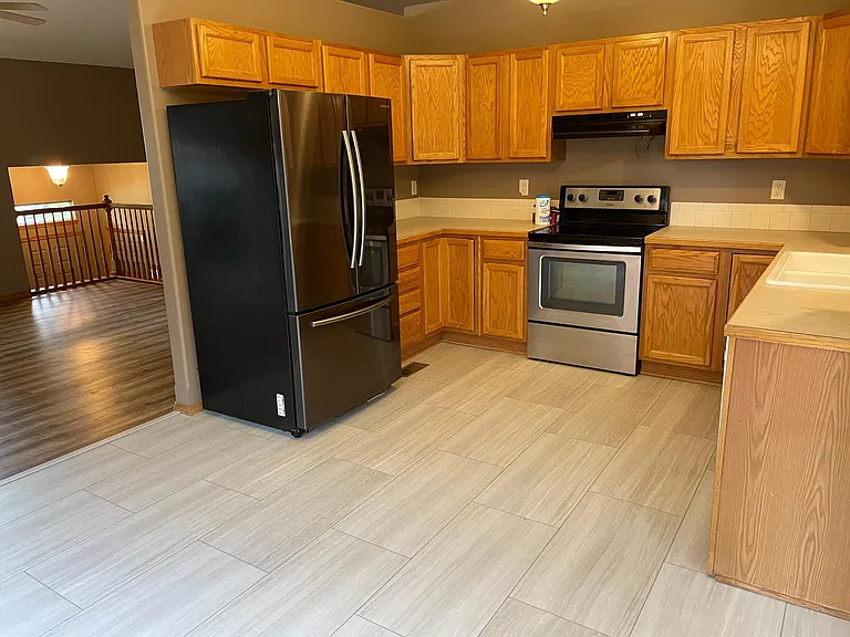 830 S Sunset Cir — Photo 4