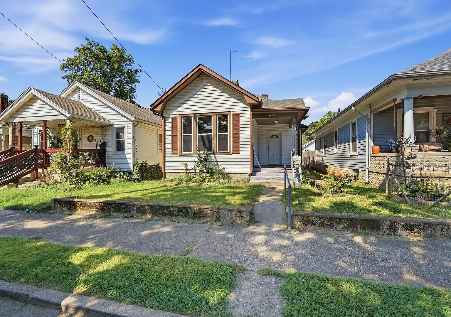 Three Bedroom Home in Hamilton! — Photo 4