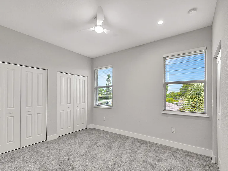 Prince Place Townhomes — Photo 6