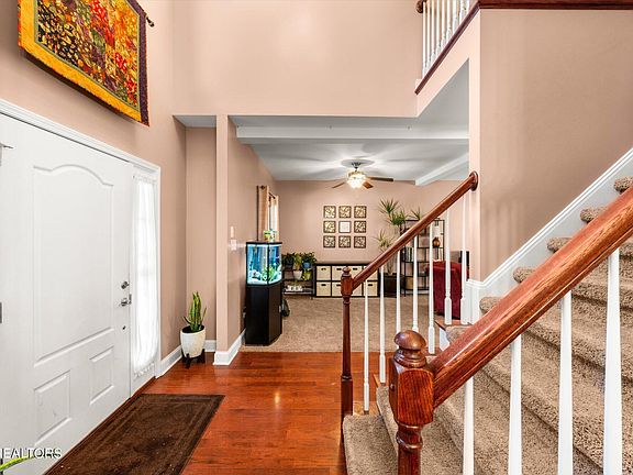 4th image of 7839 Greenscape Dr