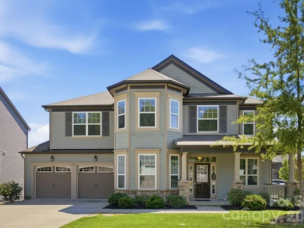 10125 Castlebrooke Dr, Concord, NC 28027