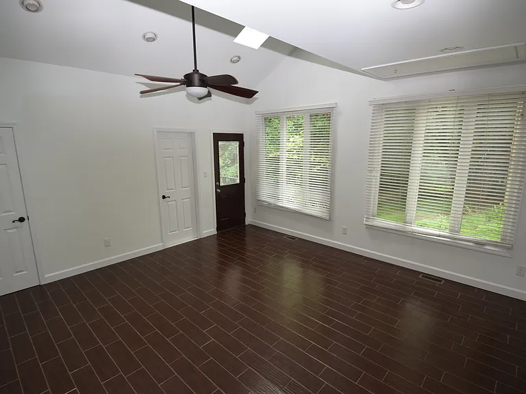 Flex Room with separate outside entrance.