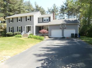 4 Dogwood Dr, Coventry, RI 02816