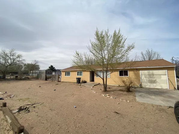 1436 Mario Dr, Los Lunas, NM 87031