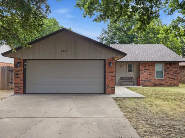2621 Liberty Ln, Enid, OK 73703