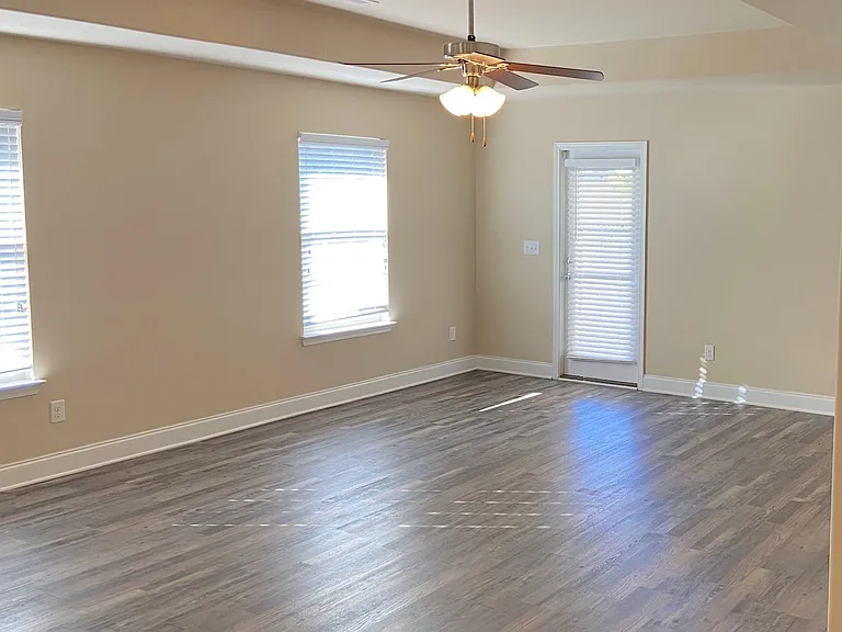155 Hidden Trace Ct — Photo 3