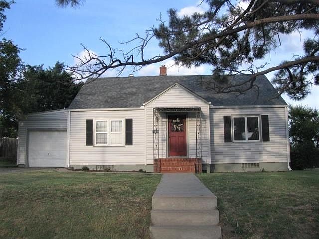 1st image of 1800 Hoover Way