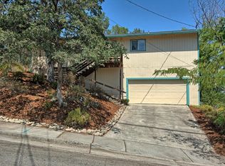 1912 Grandview Ave, Redding, CA 96001