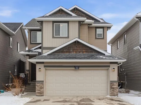 22 W Auburn Springs Close SE, Calgary, AB T3M 1Y4